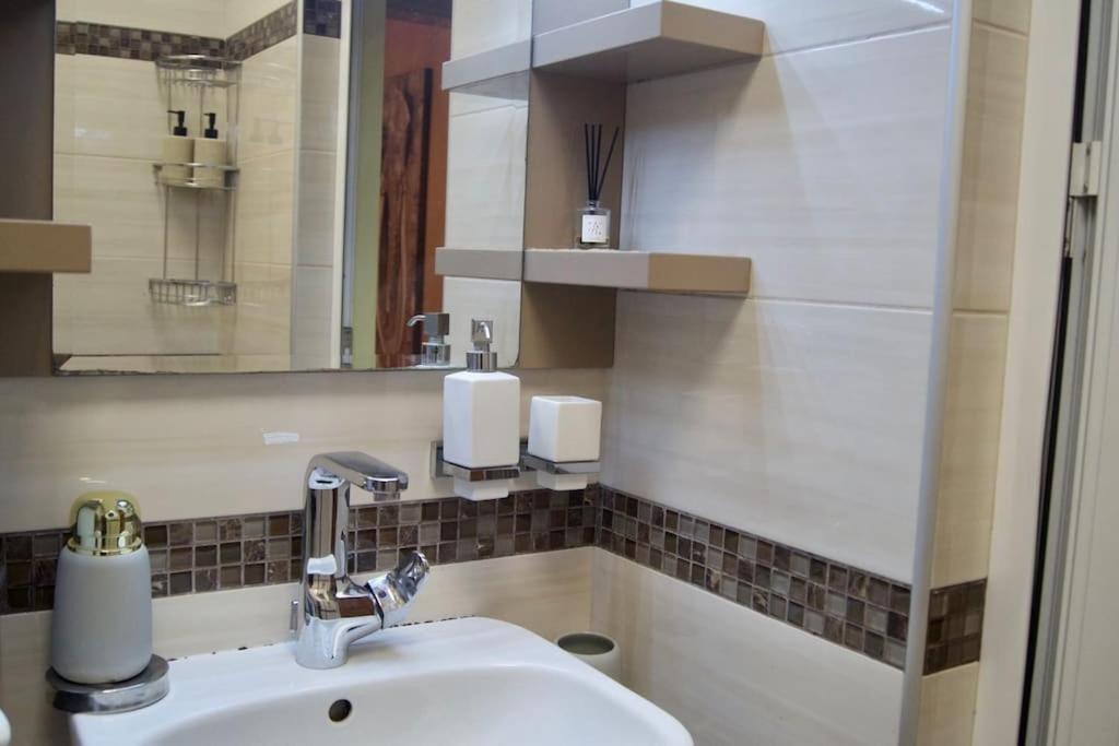 Cozy 2Br Oasis In Central 부르가스 외부 사진